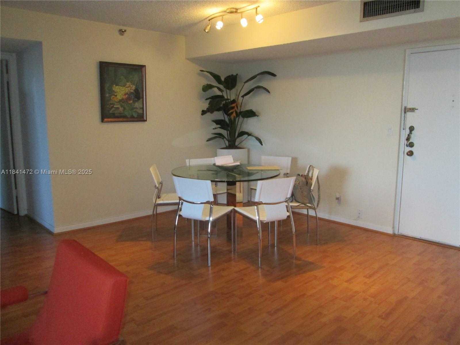 Small Image of 290 174TH ST #408, Sunny Isles Beach Number 5