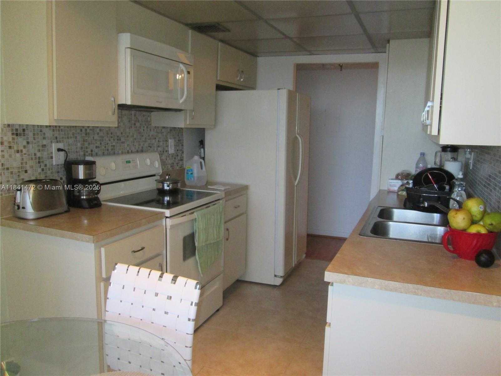 Small Image of 290 174TH ST #408, Sunny Isles Beach Number 9