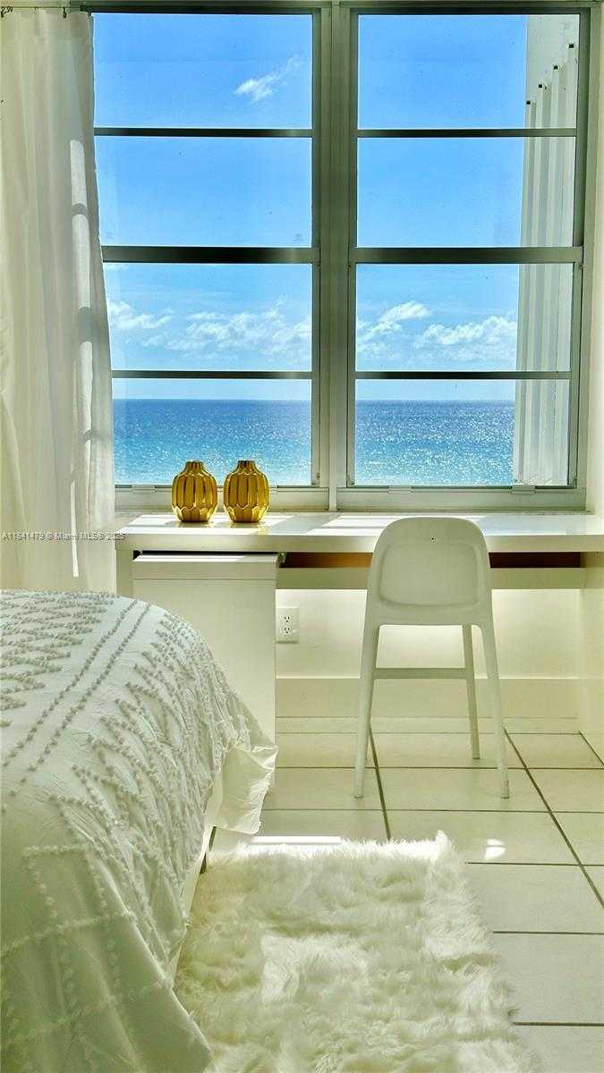 Small Image of 5161 COLLINS AVE #1017, Miami Beach Number 10