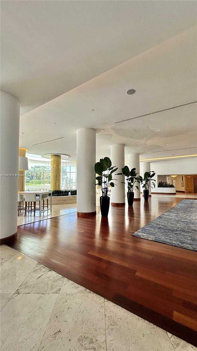 Small Image of 5161 COLLINS AVE #1017, Miami Beach Number 29