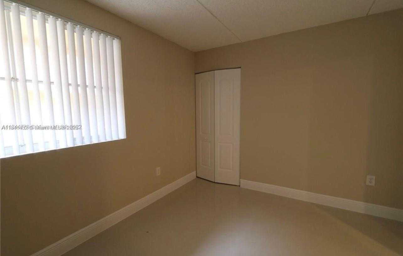 Small Image of 6045 NORTH WEST 186TH ST #325, Hialeah Number 5