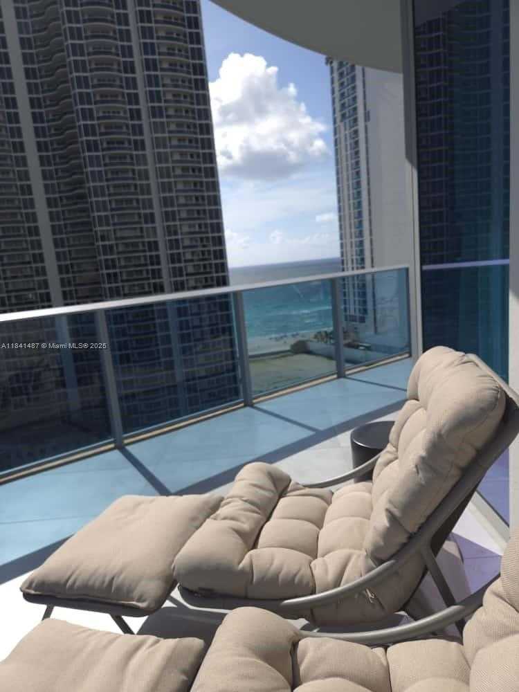 Small Image of 17550 COLLINS AVE #1405, Sunny Isles Beach Number 22
