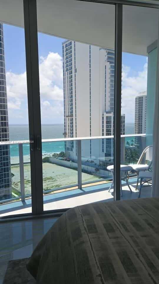 Small Image of 17550 COLLINS AVE #1405, Sunny Isles Beach Number 23