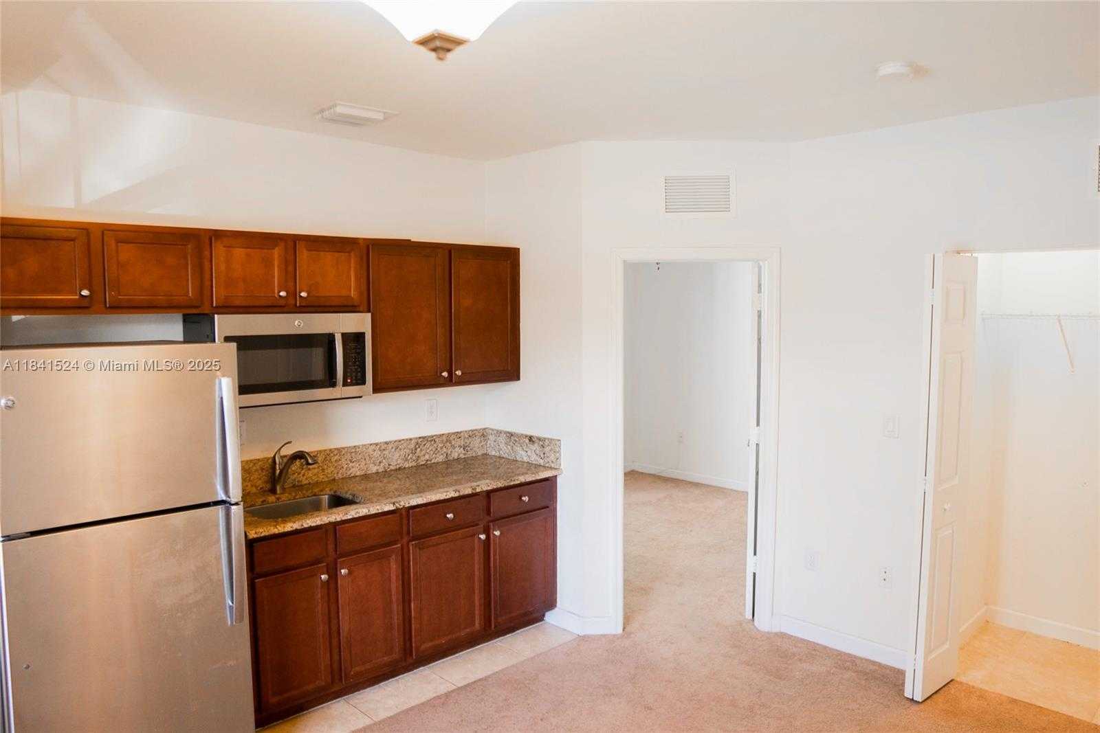 Small Image of Miami Number 20
