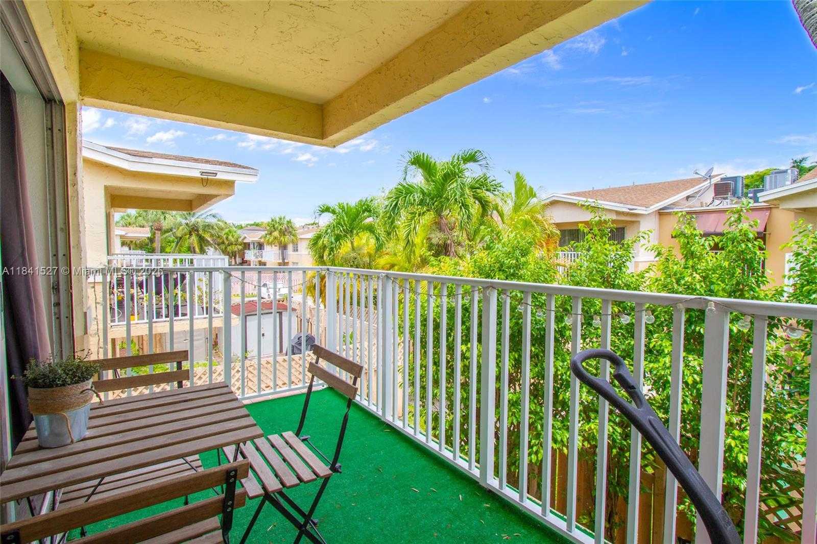 Small Image of 4610 NORTH WEST 79TH AVE #2D, Doral Number 22