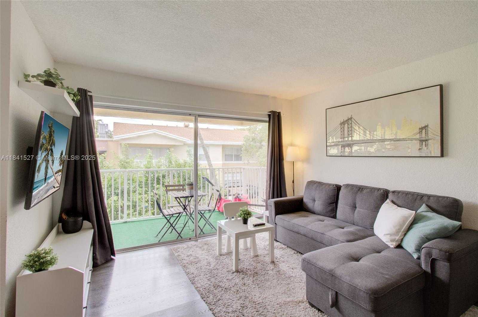 Small Image of 4610 NORTH WEST 79TH AVE #2D, Doral Number 4