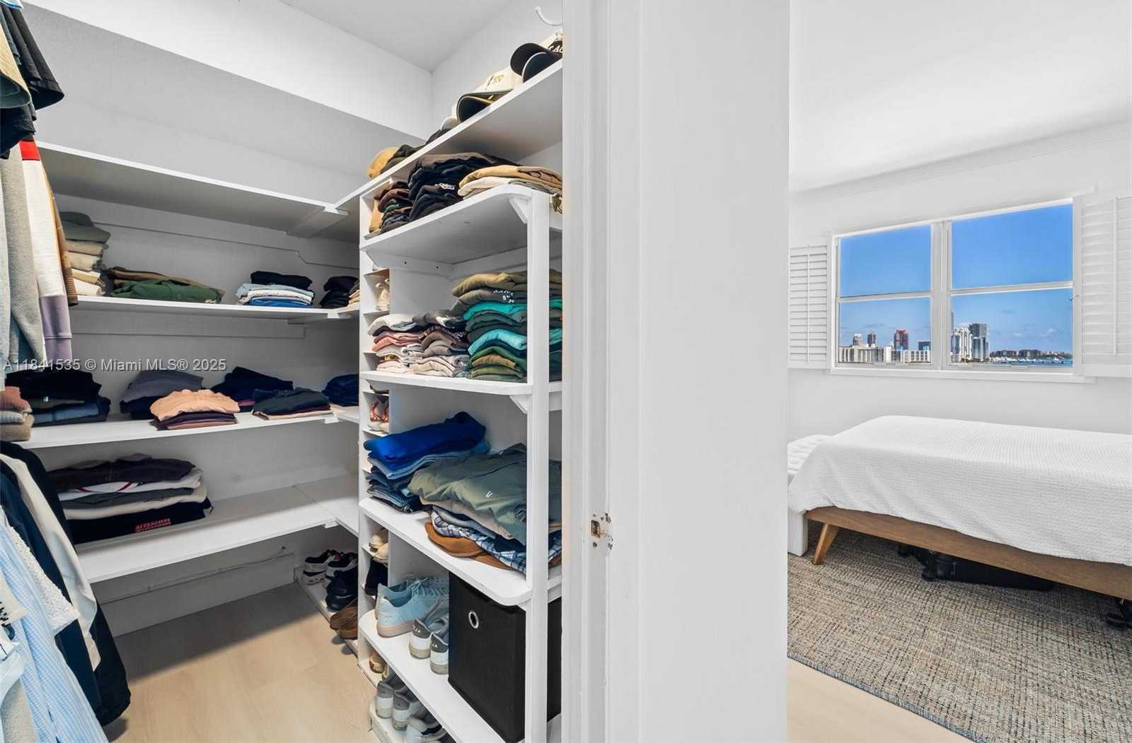 Small Image of 5 ISLAND AVE #16E, Miami Beach Number 12