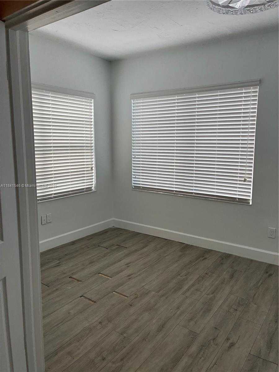 Small Image of 1776 SOUTH WEST 11TH ST, Miami Number 2