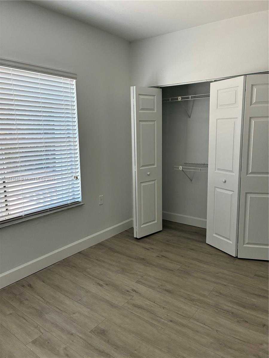 Small Image of 1776 SOUTH WEST 11TH ST, Miami Number 5