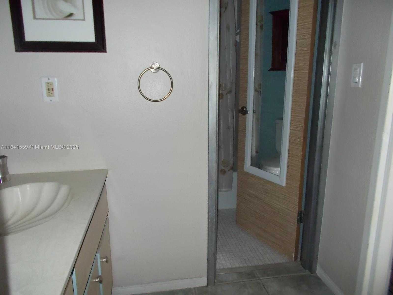 Small Image of 800 WEST AVE #209, Miami Beach Number 10