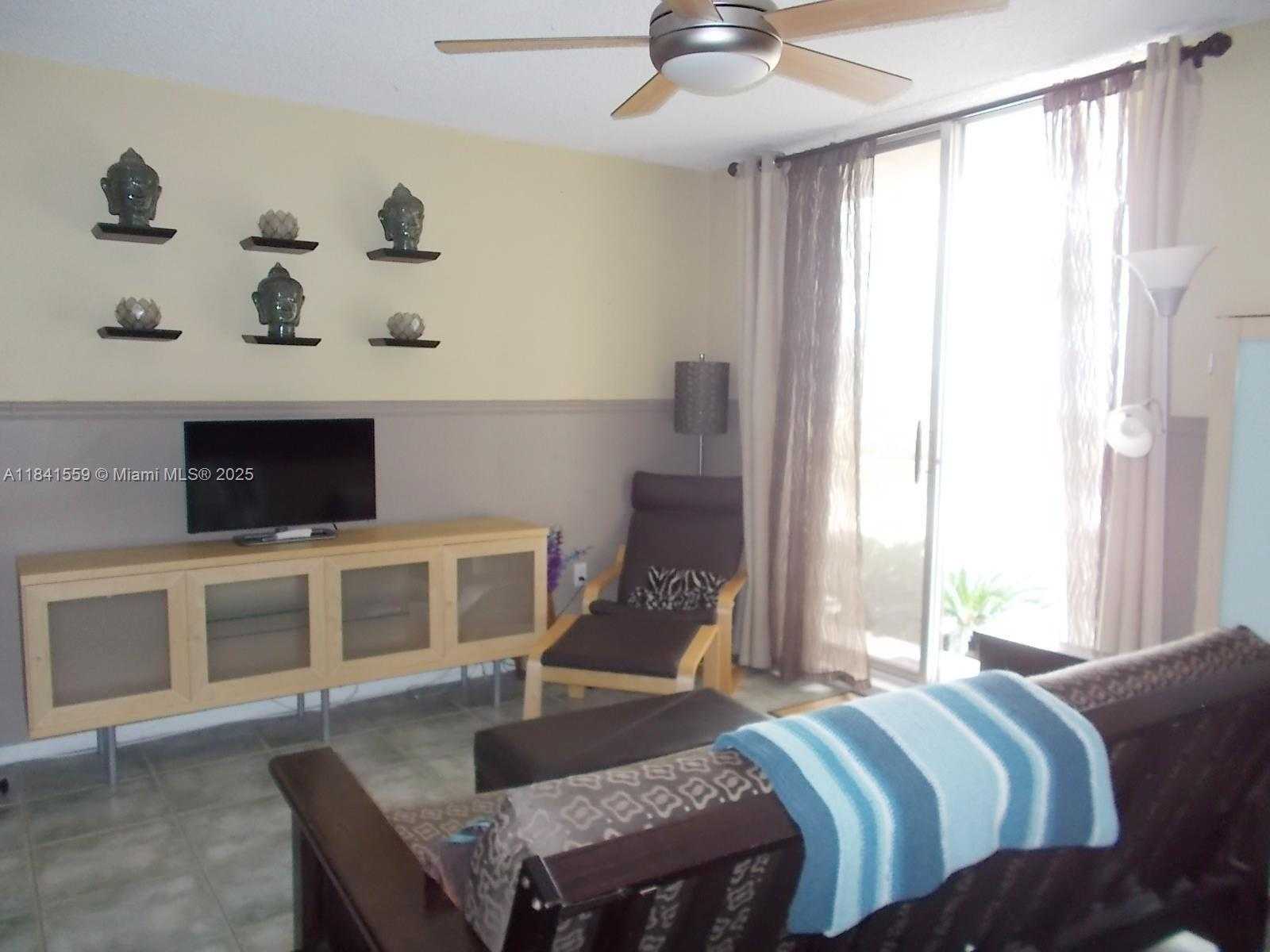 Small Image of 800 WEST AVE #209, Miami Beach Number 8