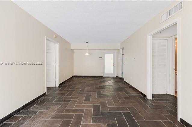 Small Image of 7800 COLLINS AVE #203, Miami Beach Number 11
