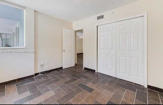 Small Image of 7800 COLLINS AVE #203, Miami Beach Number 19