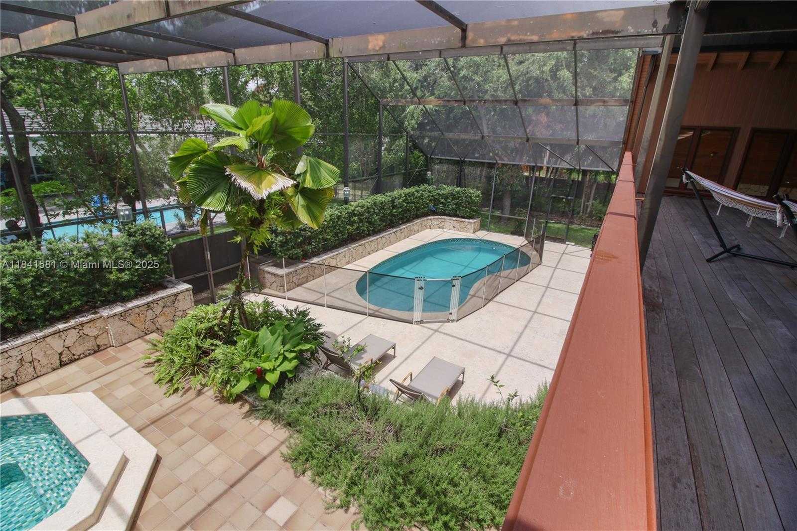 Small Image of 8120 SOUTH WEST 182ND ST, Palmetto Bay Number 35