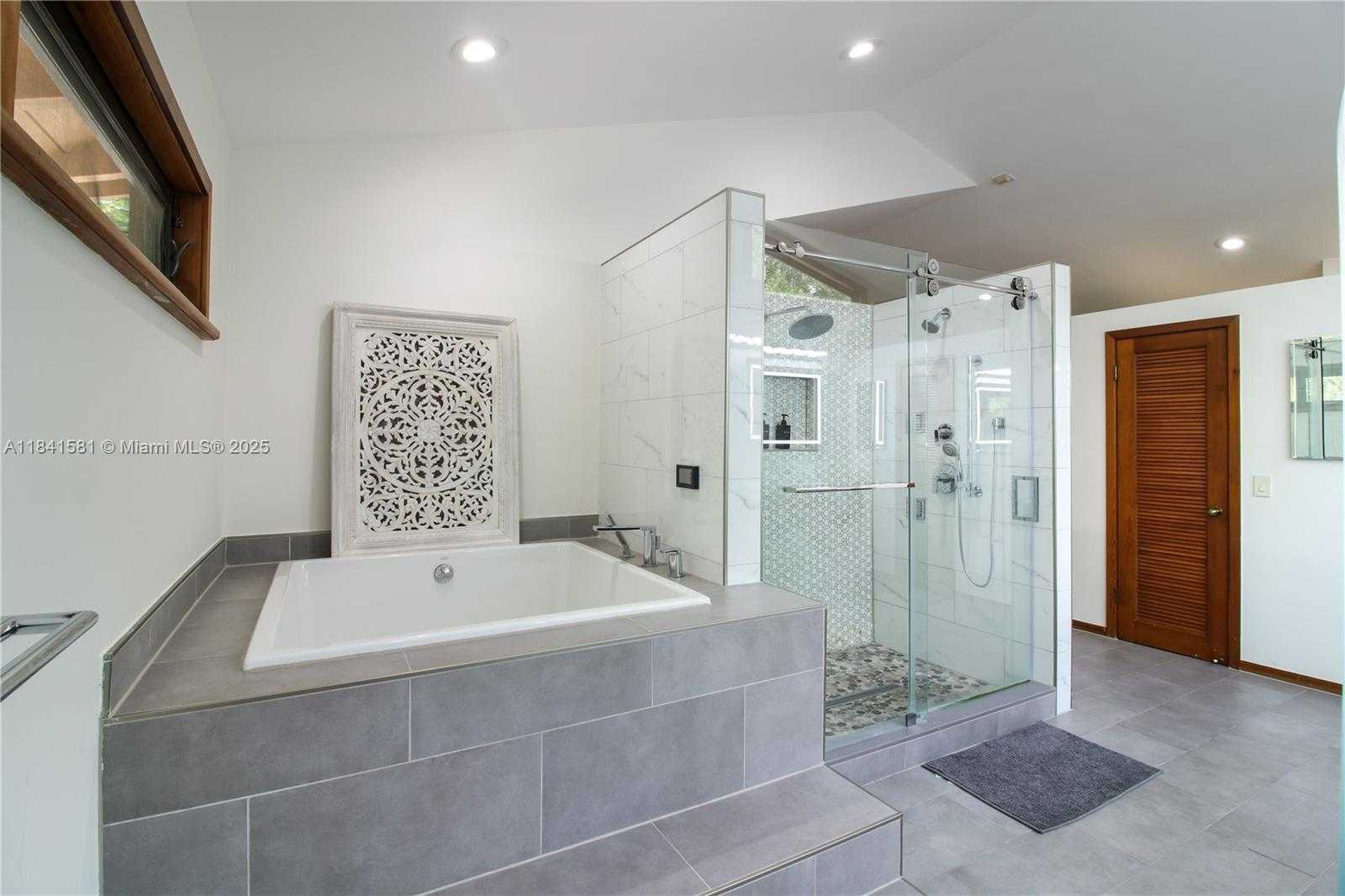 Small Image of 8120 SOUTH WEST 182ND ST, Palmetto Bay Number 45