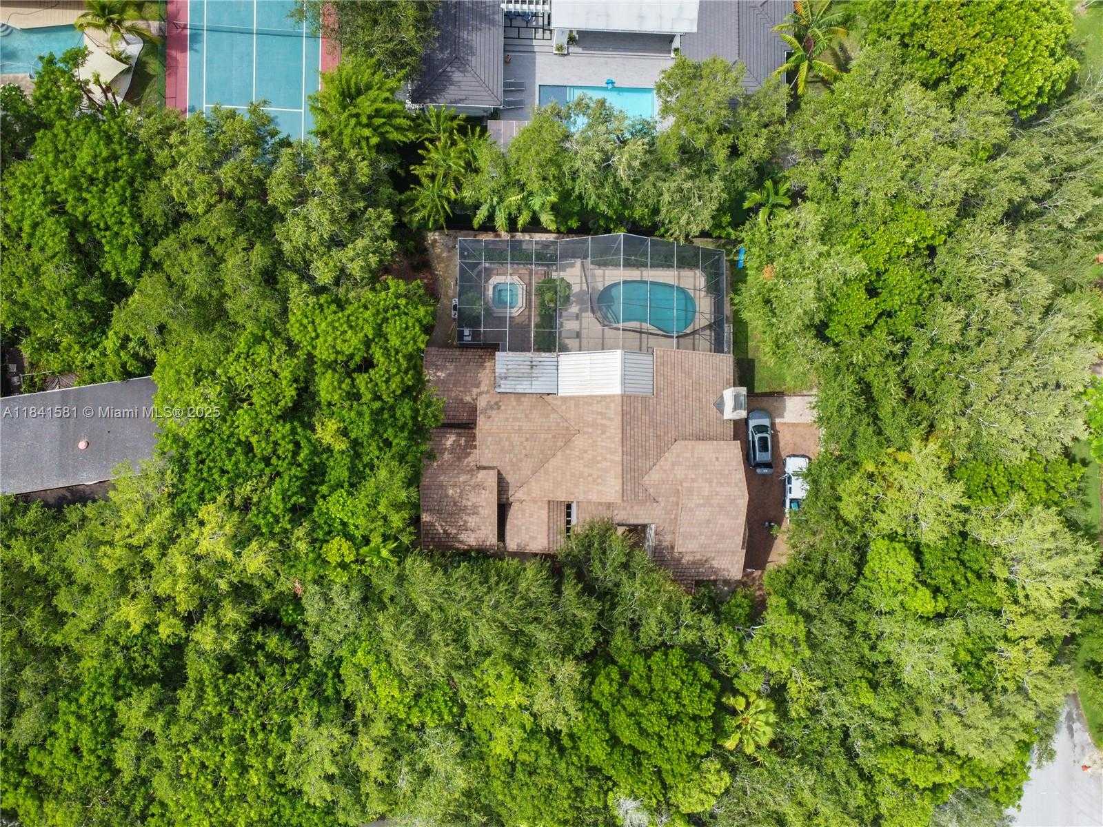 Small Image of 8120 SOUTH WEST 182ND ST, Palmetto Bay Number 5