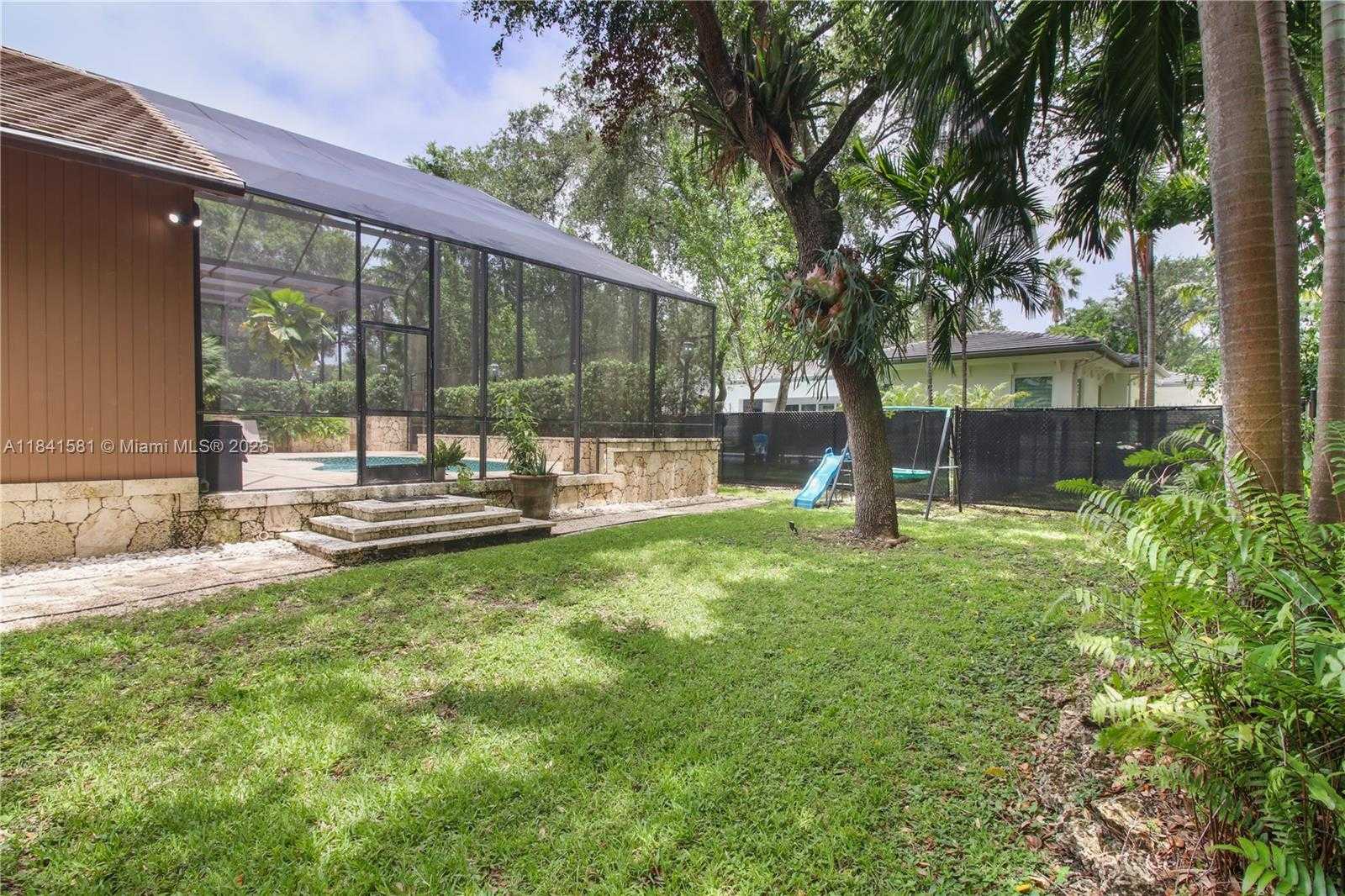 Small Image of 8120 SOUTH WEST 182ND ST, Palmetto Bay Number 60