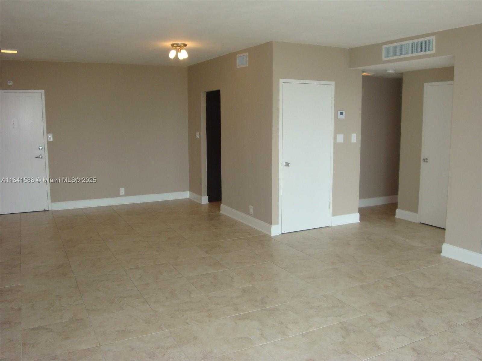 Small Image of 3301 NORTH EAST 5TH AVE #802, Miami Number 3