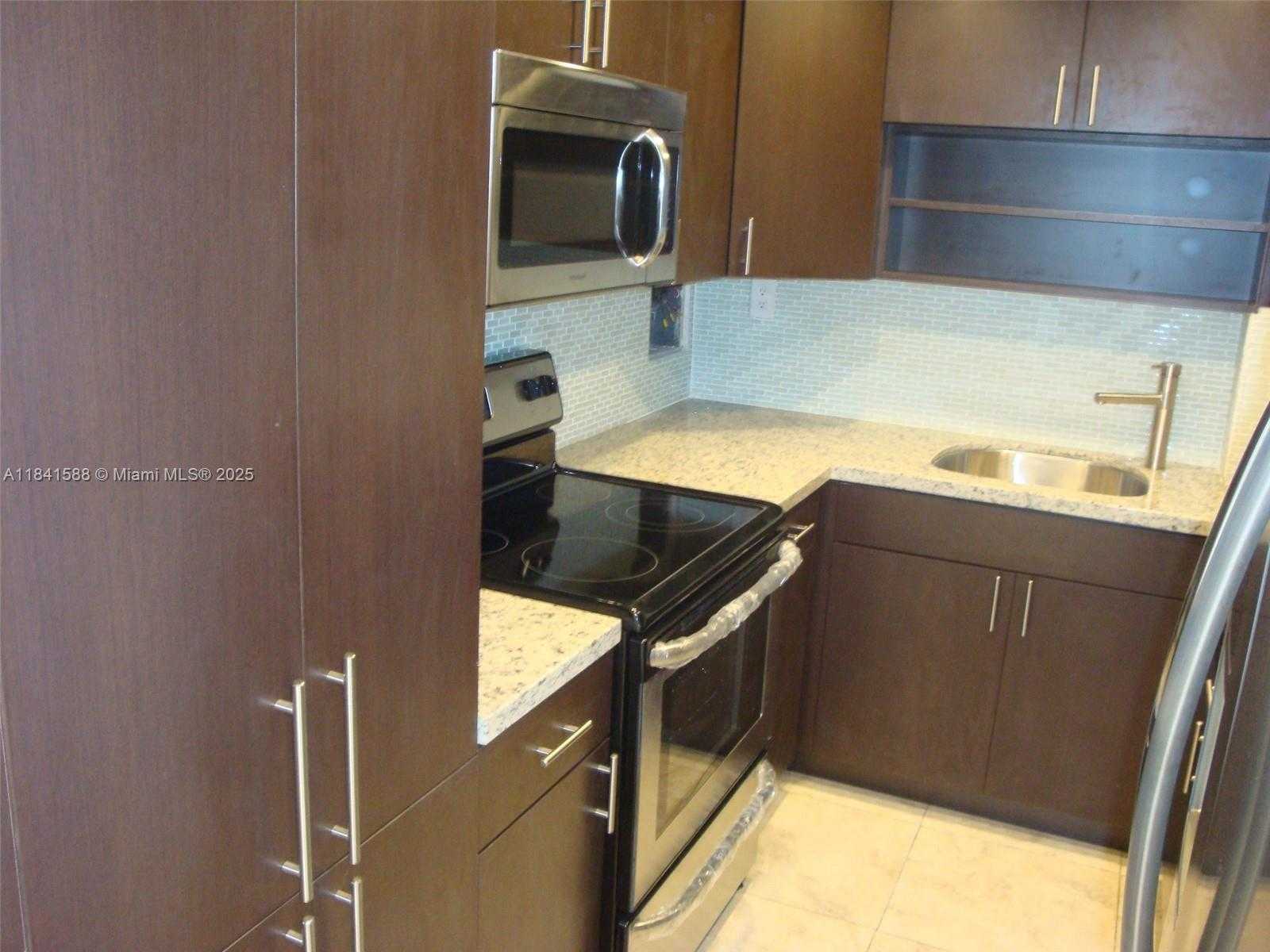 Small Image of 3301 NORTH EAST 5TH AVE #802, Miami Number 8