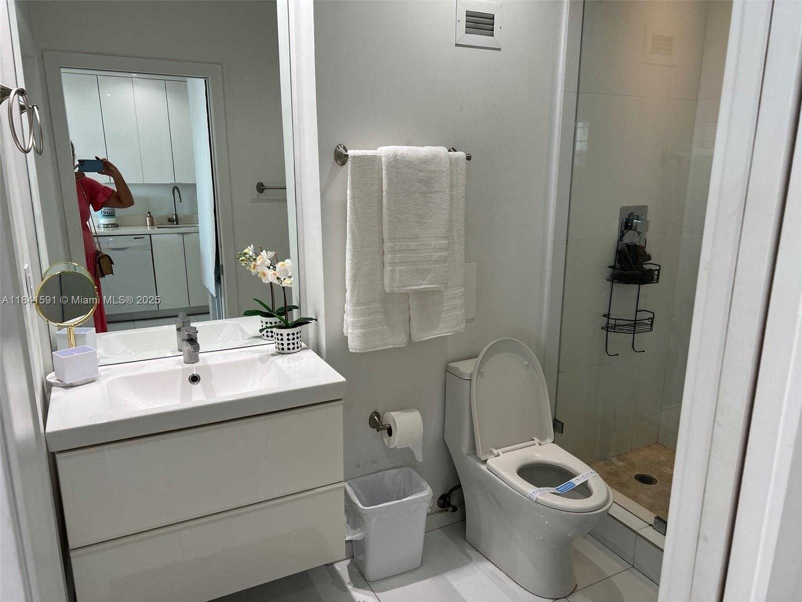 Small Image of 100 LINCOLN RD #1601, Miami Beach Number 44