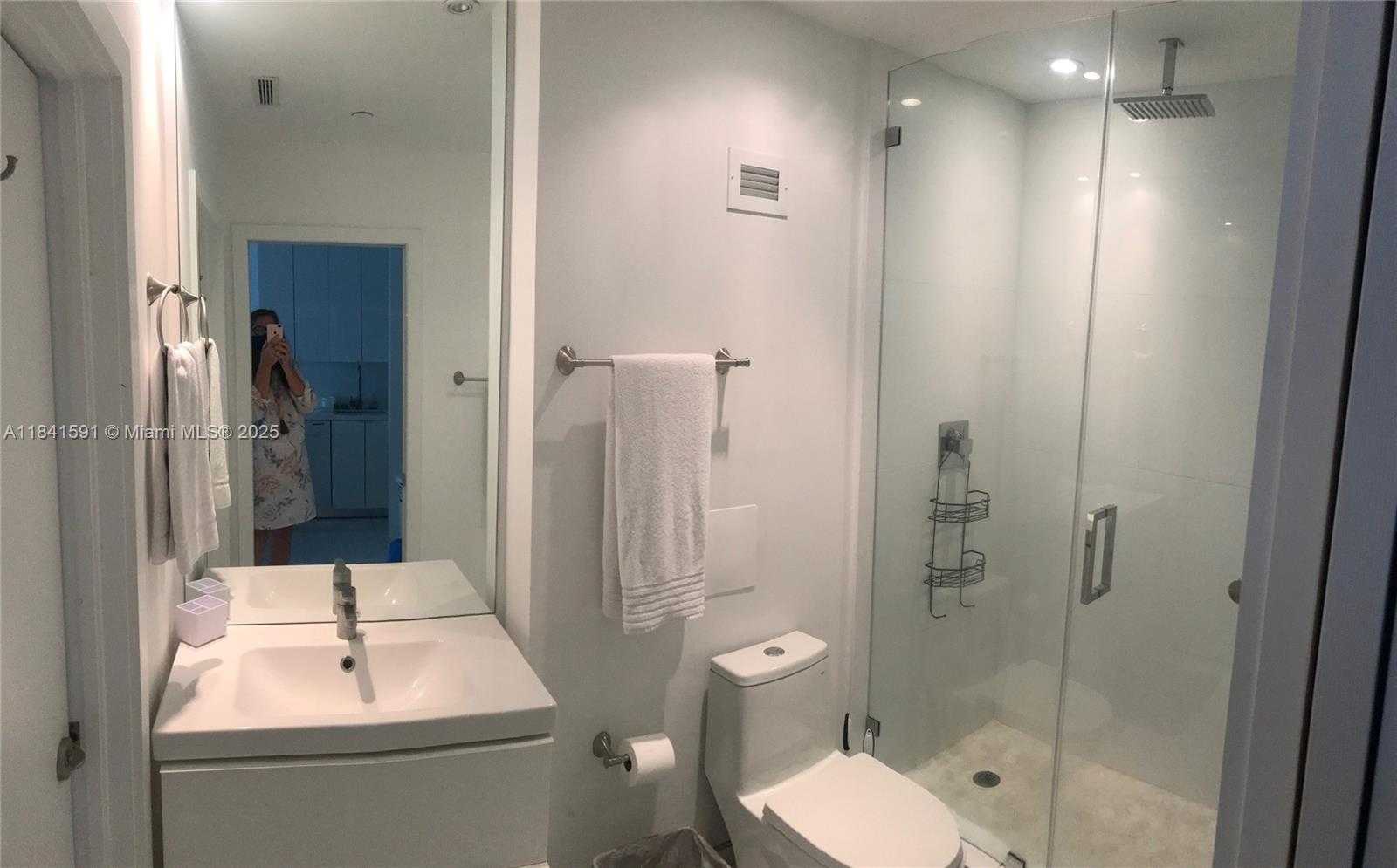 Small Image of 100 LINCOLN RD #1601, Miami Beach Number 45