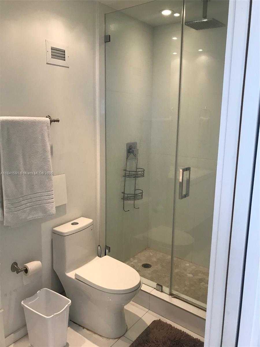 Small Image of 100 LINCOLN RD #1601, Miami Beach Number 47