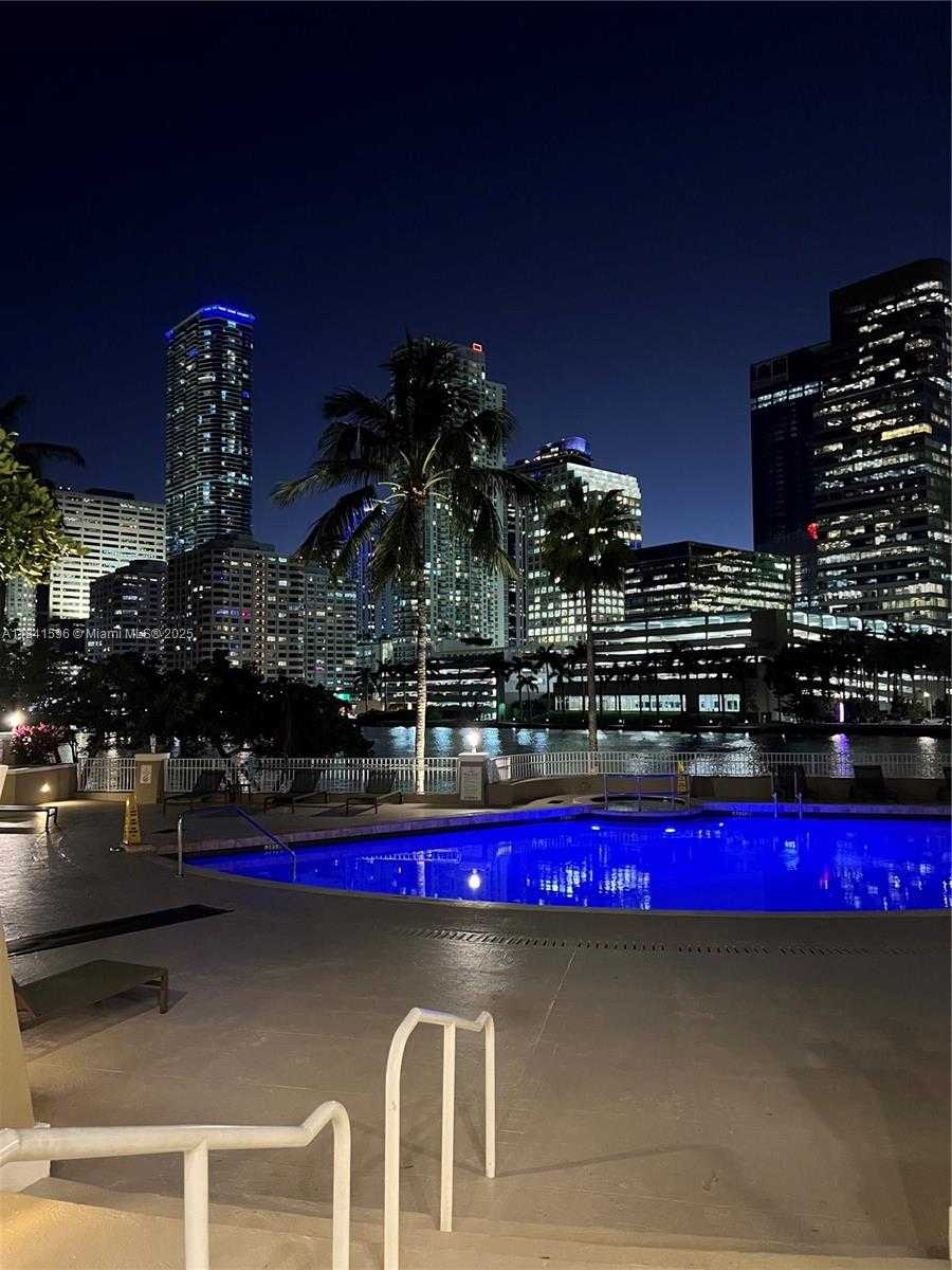 Small Image of 701 BRICKELL KEY BLVD #2401, Miami Number 13