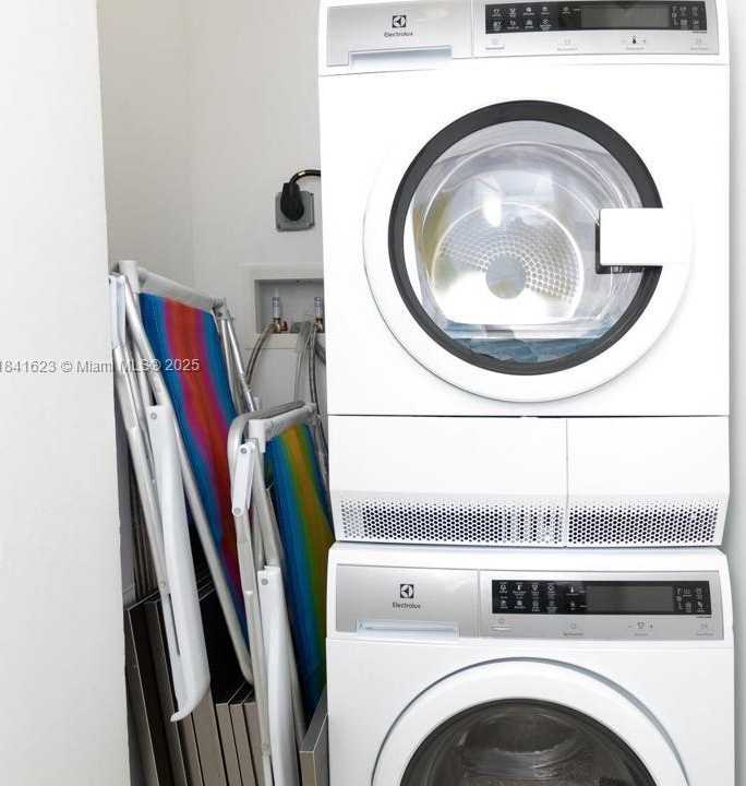Small Image of 2301 COLLINS AVE #625, Miami Beach Number 11