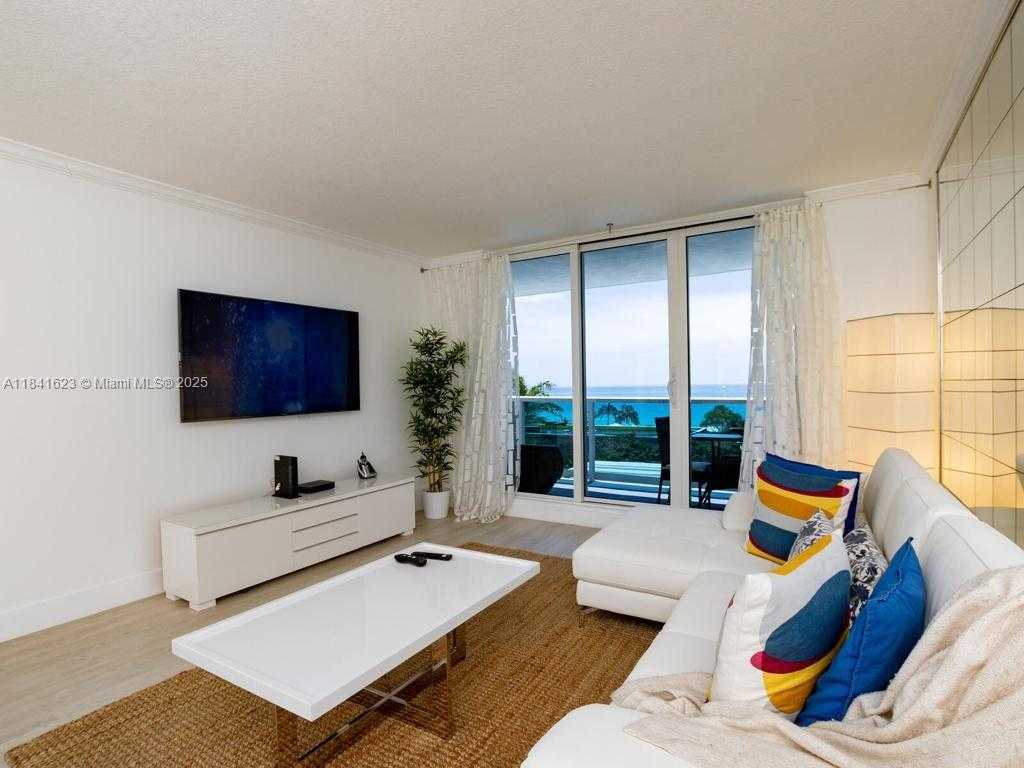 Small Image of 2301 COLLINS AVE #625, Miami Beach Number 8
