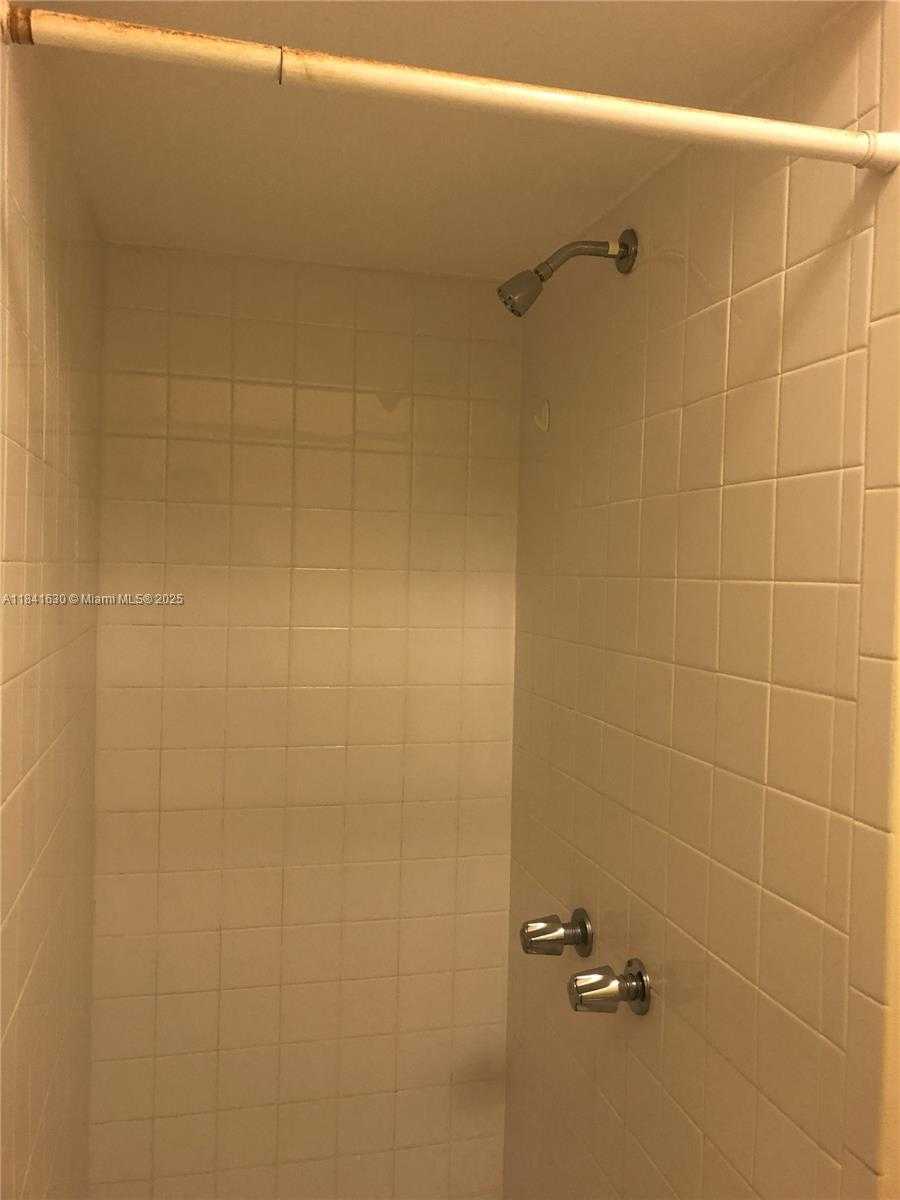 Small Image of 4908 SOUTH WEST 142ND PL #2, Miami Number 5
