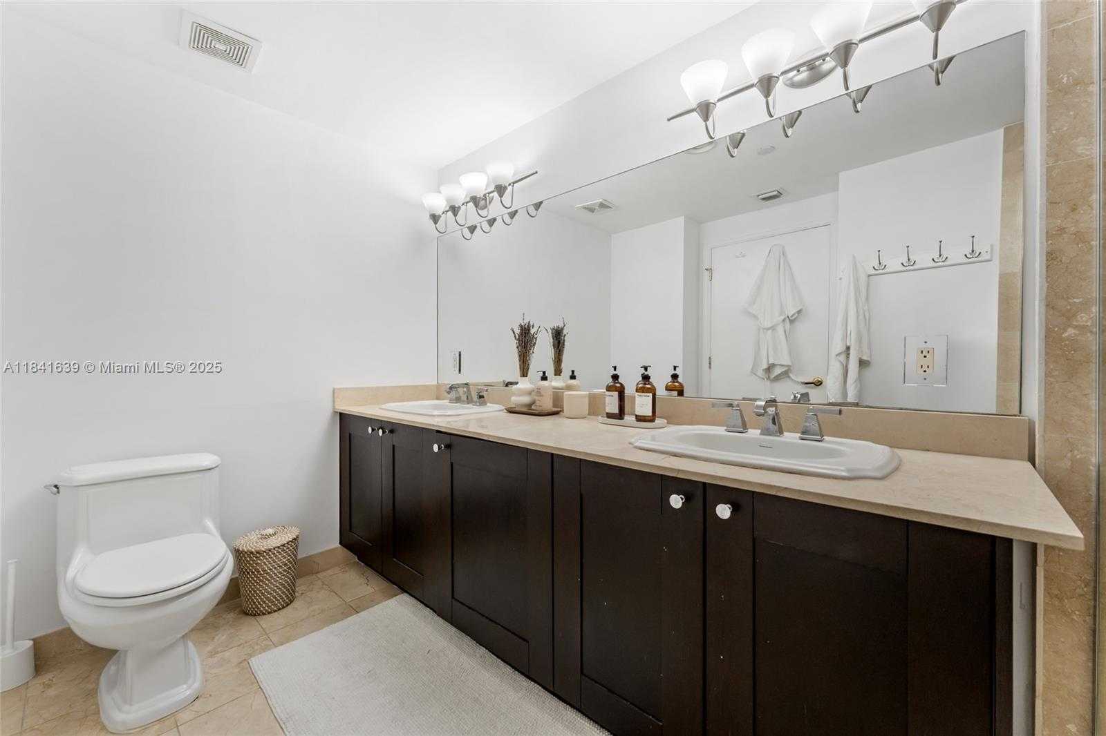 Small Image of 4100 SALZEDO ST #609, Coral Gables Number 13