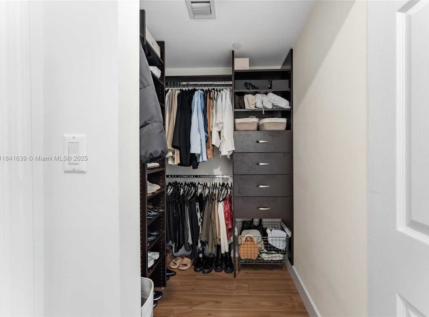 Small Image of 4100 SALZEDO ST #609, Coral Gables Number 15