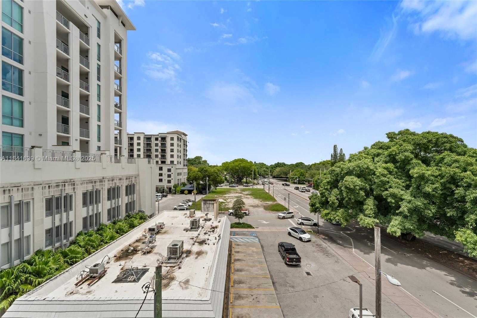 Small Image of 4100 SALZEDO ST #609, Coral Gables Number 24