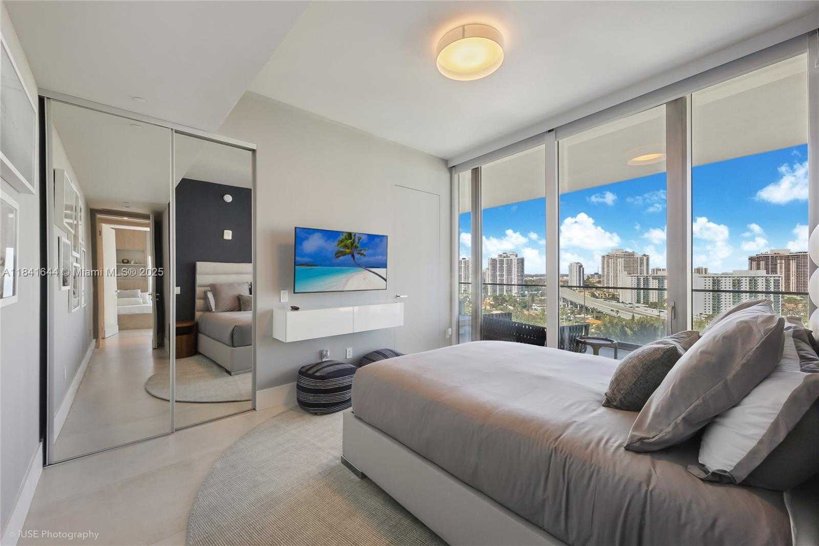 Small Image of 18975 COLLINS AVE #1400, Sunny Isles Beach Number 10