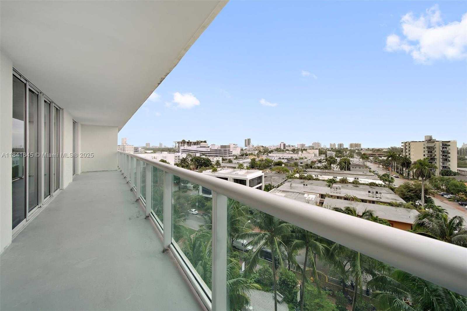 Small Image of 1500 BAY RD #M-1014, Miami Beach Number 12
