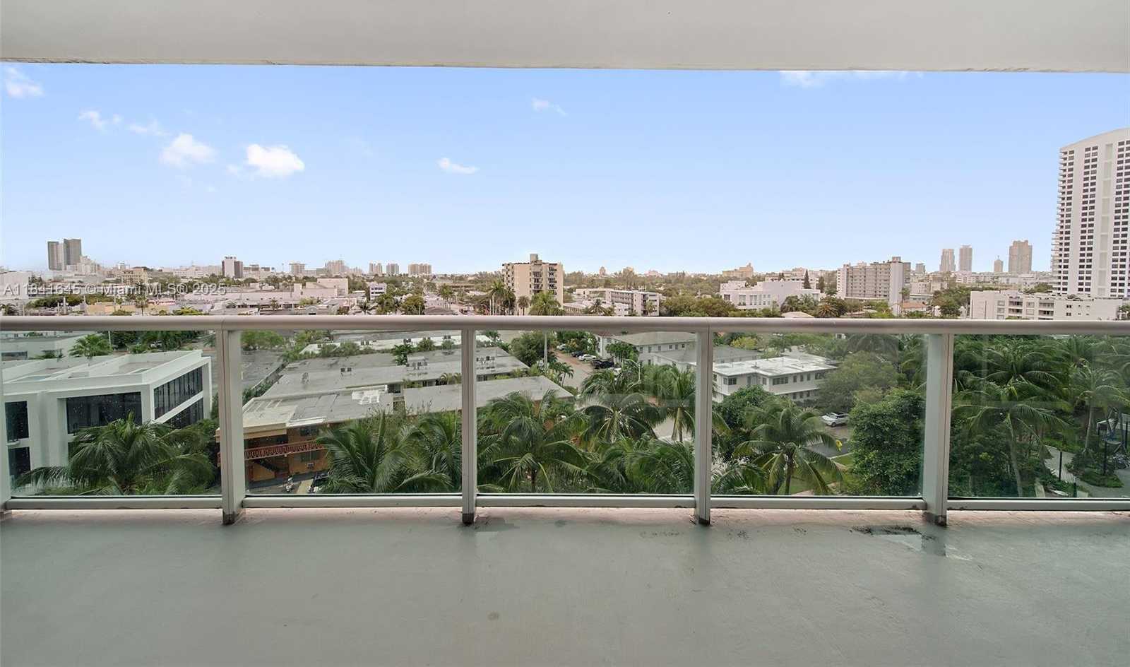 Small Image of 1500 BAY RD #M-1014, Miami Beach Number 13