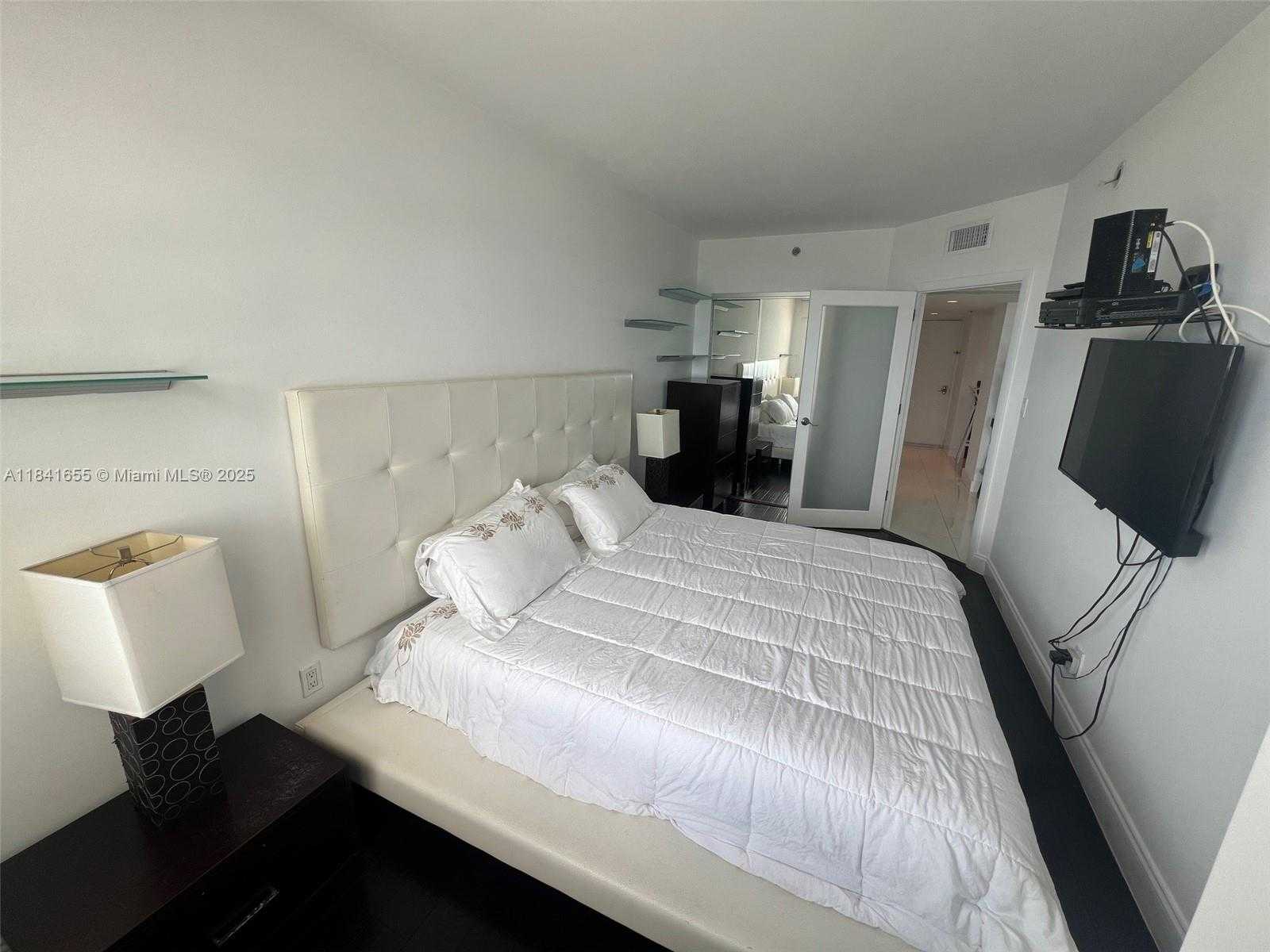 Small Image of 100 LINCOLN RD #1419, Miami Beach Number 13