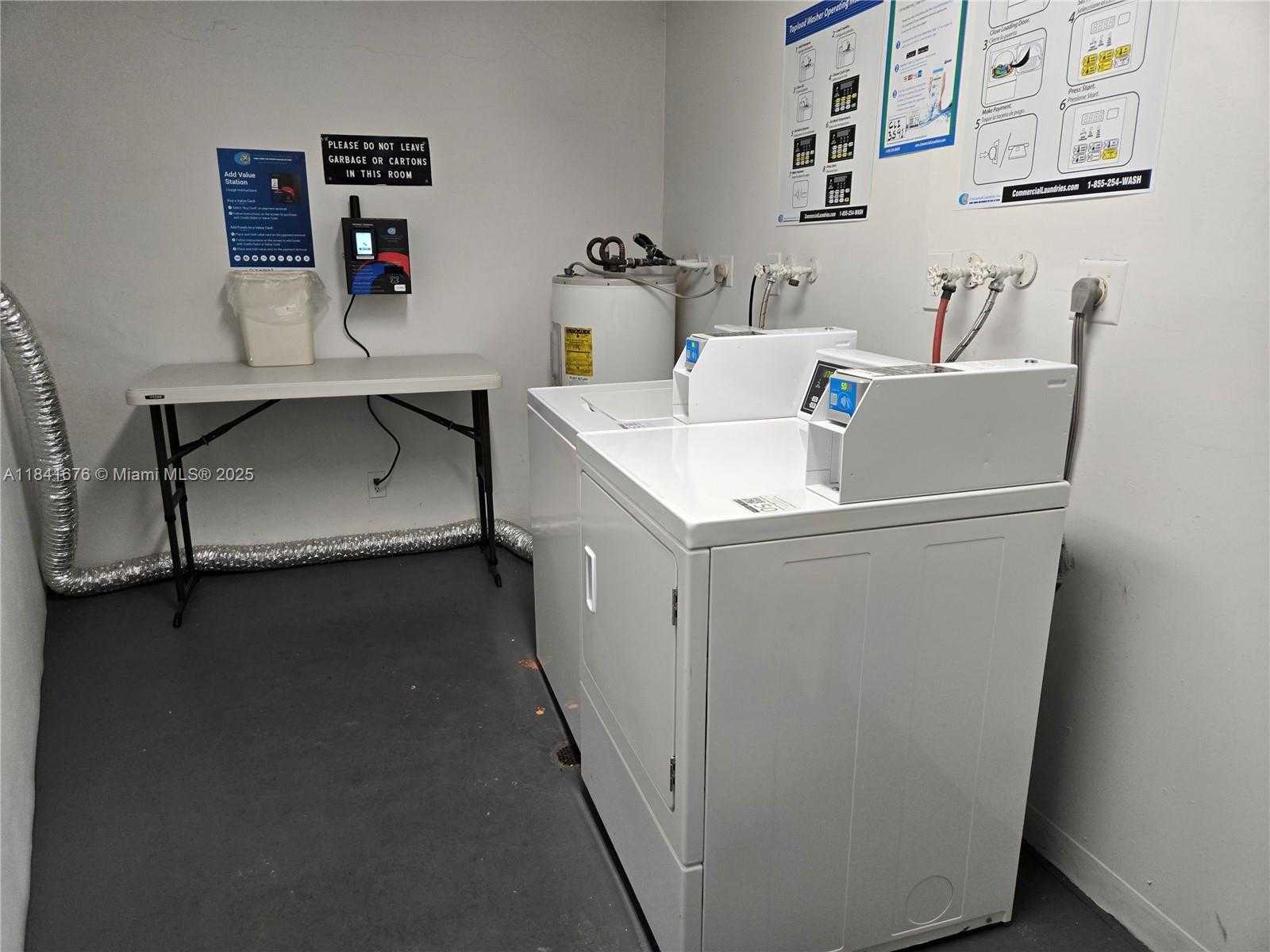 Small Image of 950 HILLCREST DR #106, Hollywood Number 26