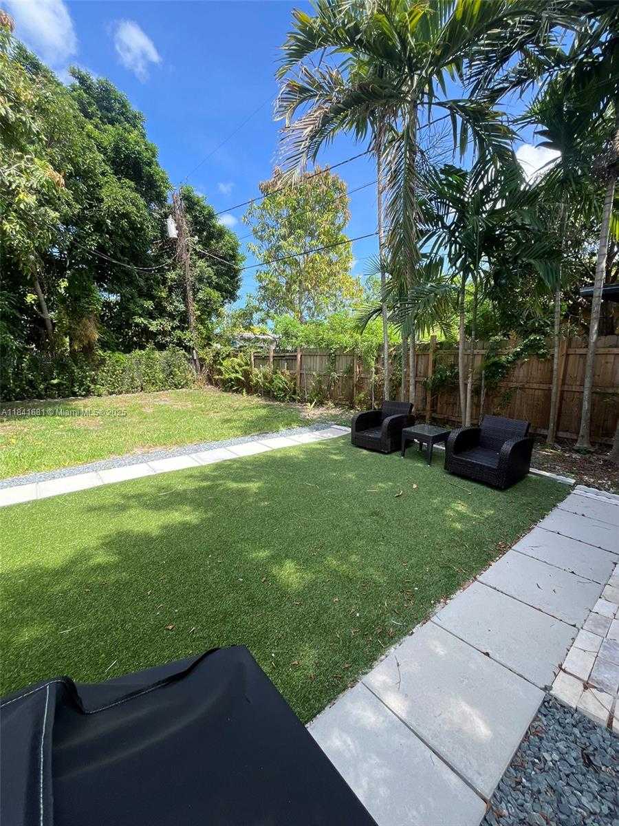 Small Image of 1172 NORTH EAST 160TH TER, North Miami Beach Number 18