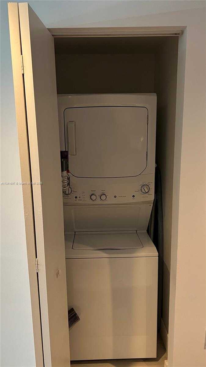 Imagen de Pequeño Objeto
