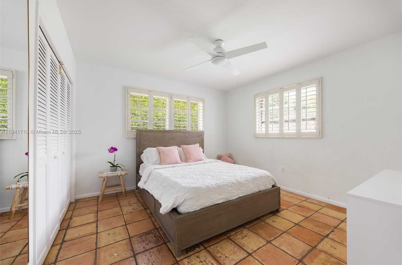 Small Image of 11651 SOUTH WEST 72ND PL, Pinecrest Number 15