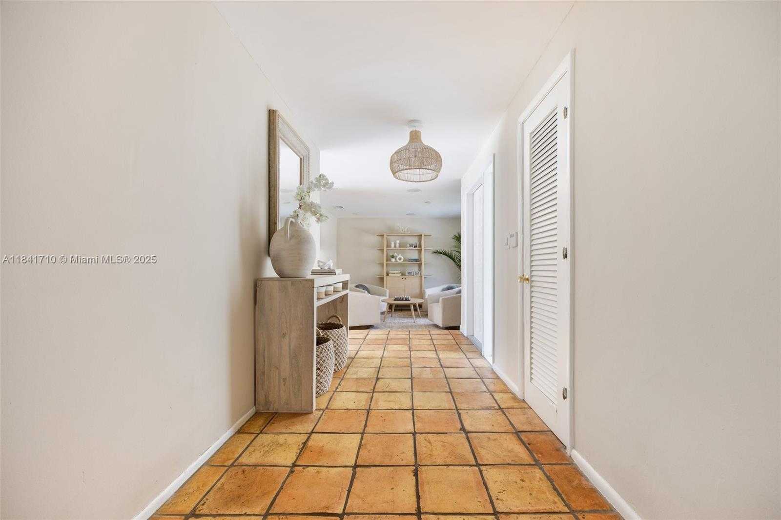 Small Image of 11651 SOUTH WEST 72ND PL, Pinecrest Number 5