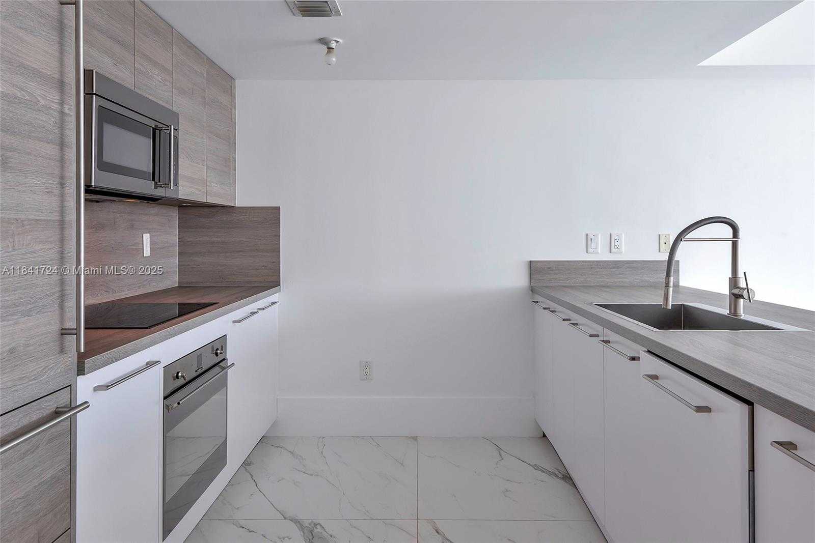Small Image of 400 SUNNY ISLES BLVD #917, Sunny Isles Beach Number 12