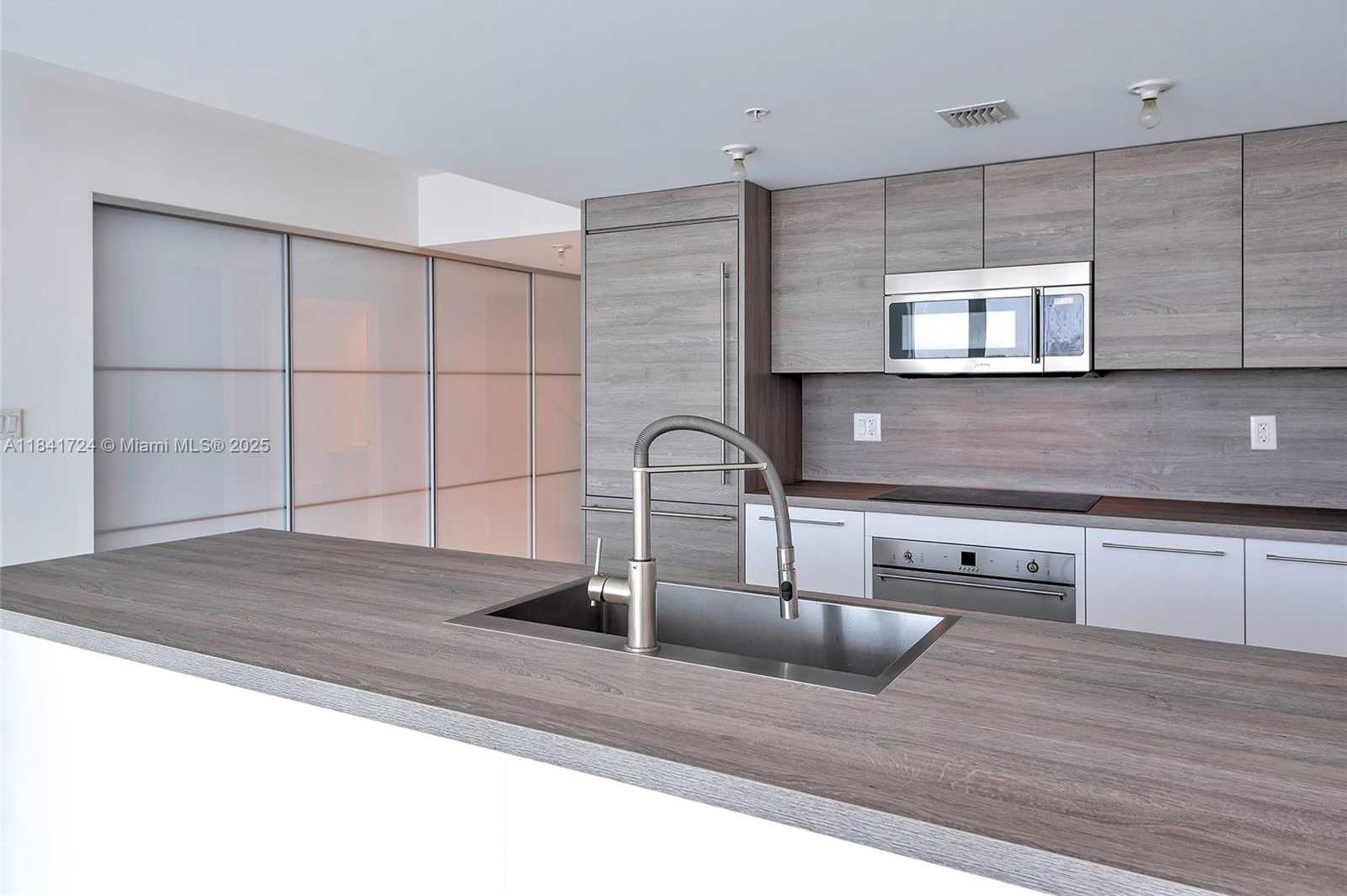 Small Image of 400 SUNNY ISLES BLVD #917, Sunny Isles Beach Number 19
