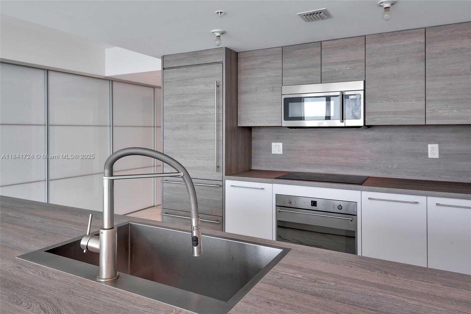 Small Image of 400 SUNNY ISLES BLVD #917, Sunny Isles Beach Number 20