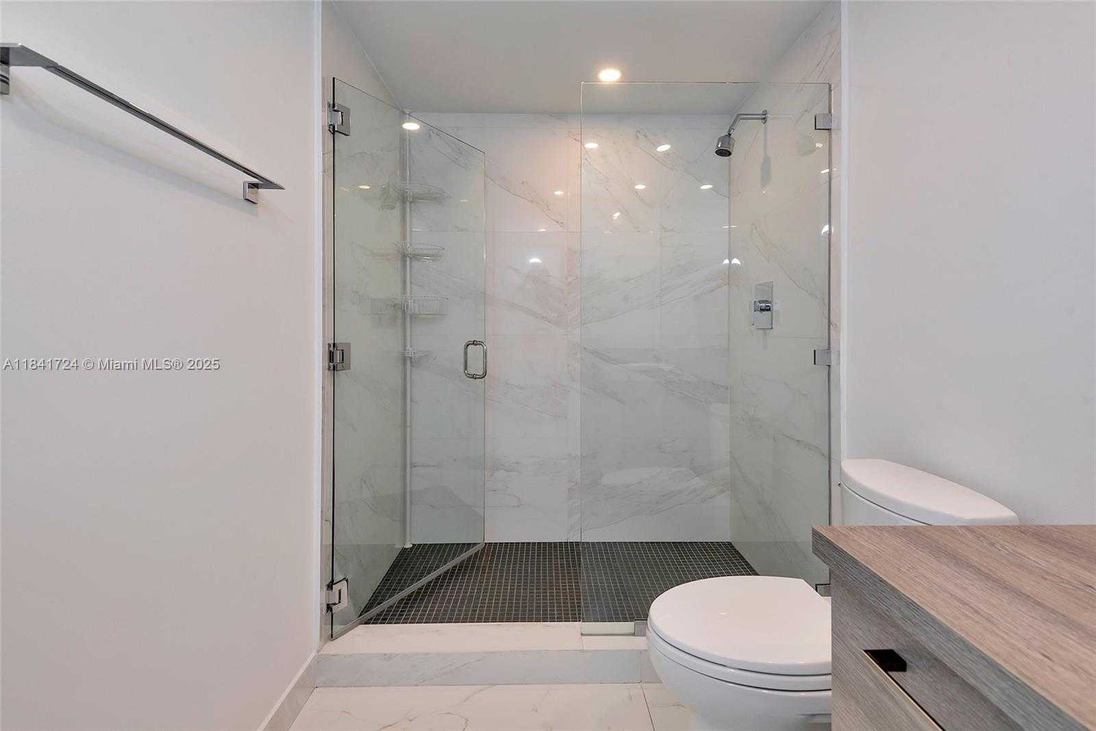 Small Image of 400 SUNNY ISLES BLVD #917, Sunny Isles Beach Number 48