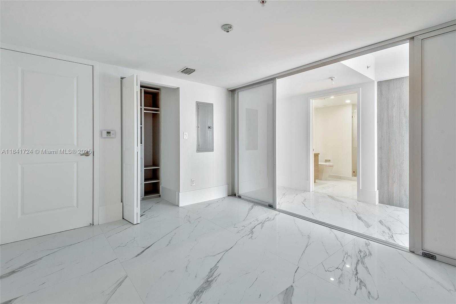 Small Image of 400 SUNNY ISLES BLVD #917, Sunny Isles Beach Number 5