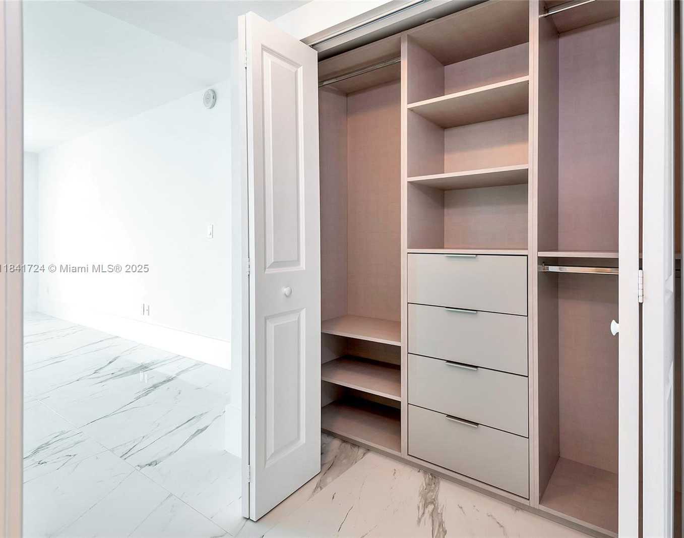 Small Image of 400 SUNNY ISLES BLVD #917, Sunny Isles Beach Number 64