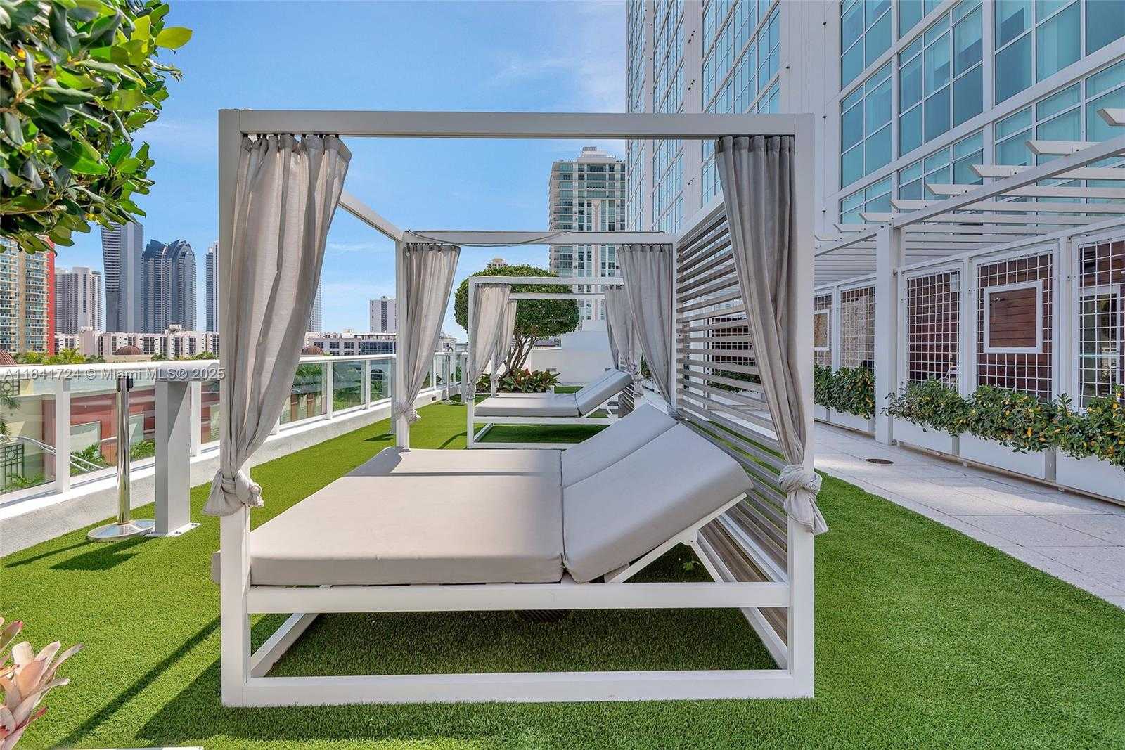 Small Image of 400 SUNNY ISLES BLVD #917, Sunny Isles Beach Number 70