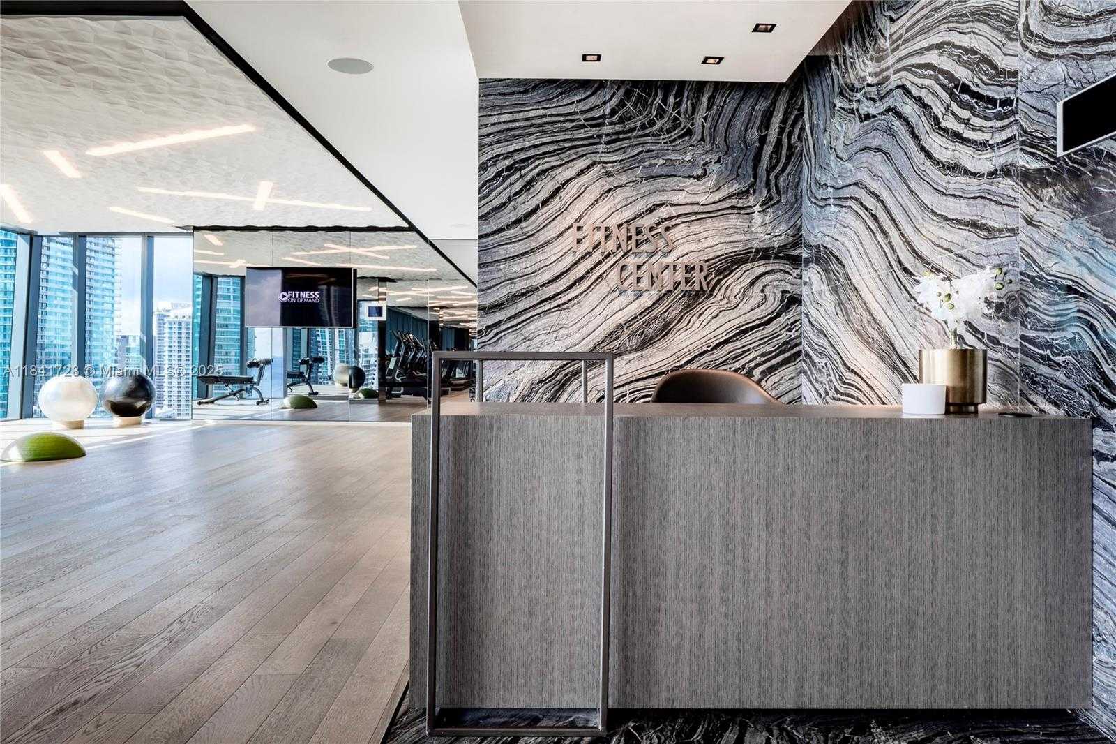 Small Image of 1451 BRICKELL AVE #4204, Miami Number 15